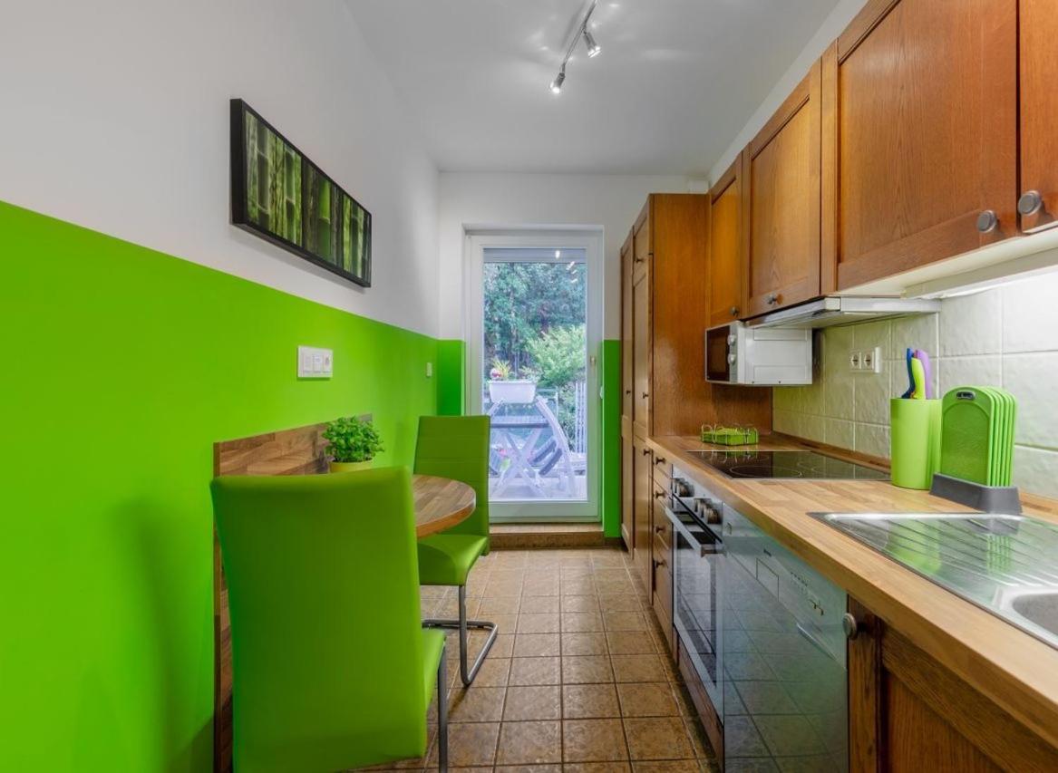 Modernes Apartment In Schoener Lage Düsseldorf Kültér fotó