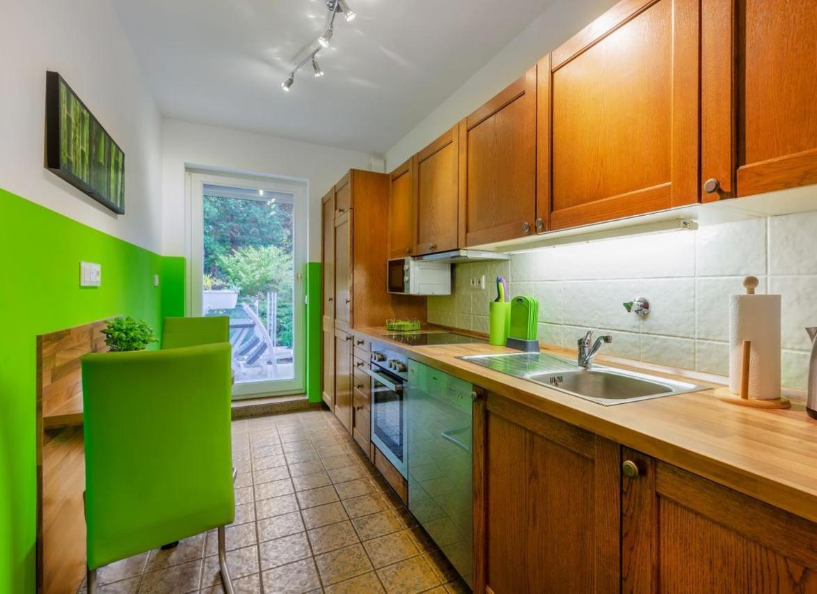 Modernes Apartment In Schoener Lage Düsseldorf Kültér fotó